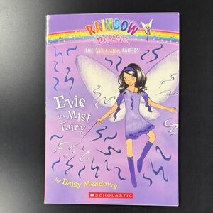 Rainbow Magic: The Weather Fairies #5: Evie the Mist Fairy - Paperback Novel